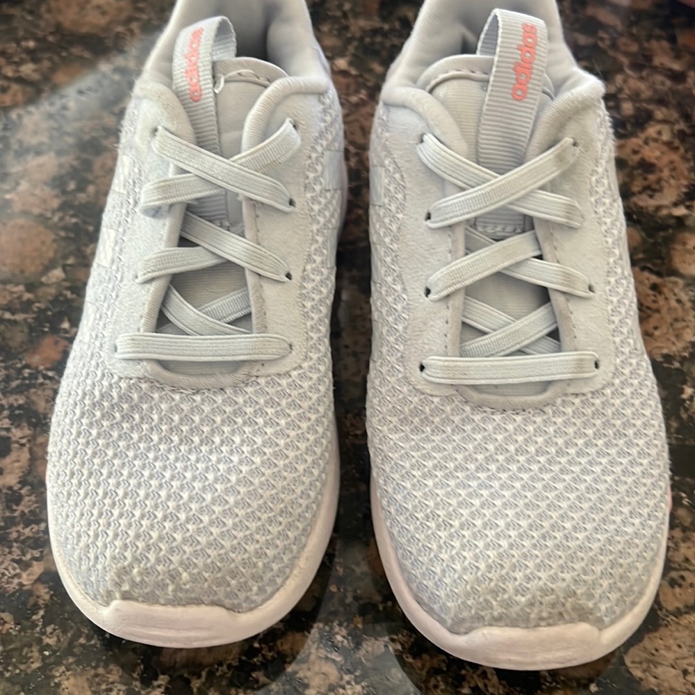 Kids shoes